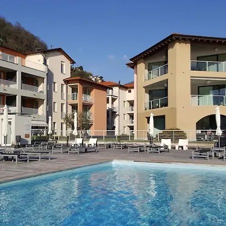 Italian Lakes Ground Floor With Pool Διαμέρισμα *