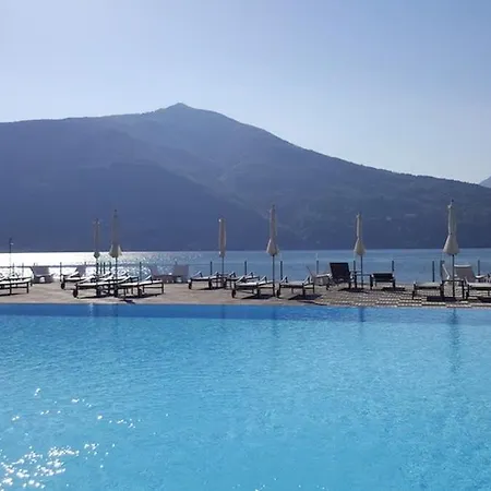 Italian Lakes Ground Floor With Pool *